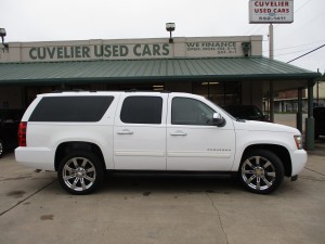 2011 CHEVY SUBURBAN LT # 354993